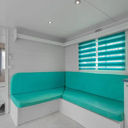 Holiday home Mobilhome Au Roquebrune-sur-Argens